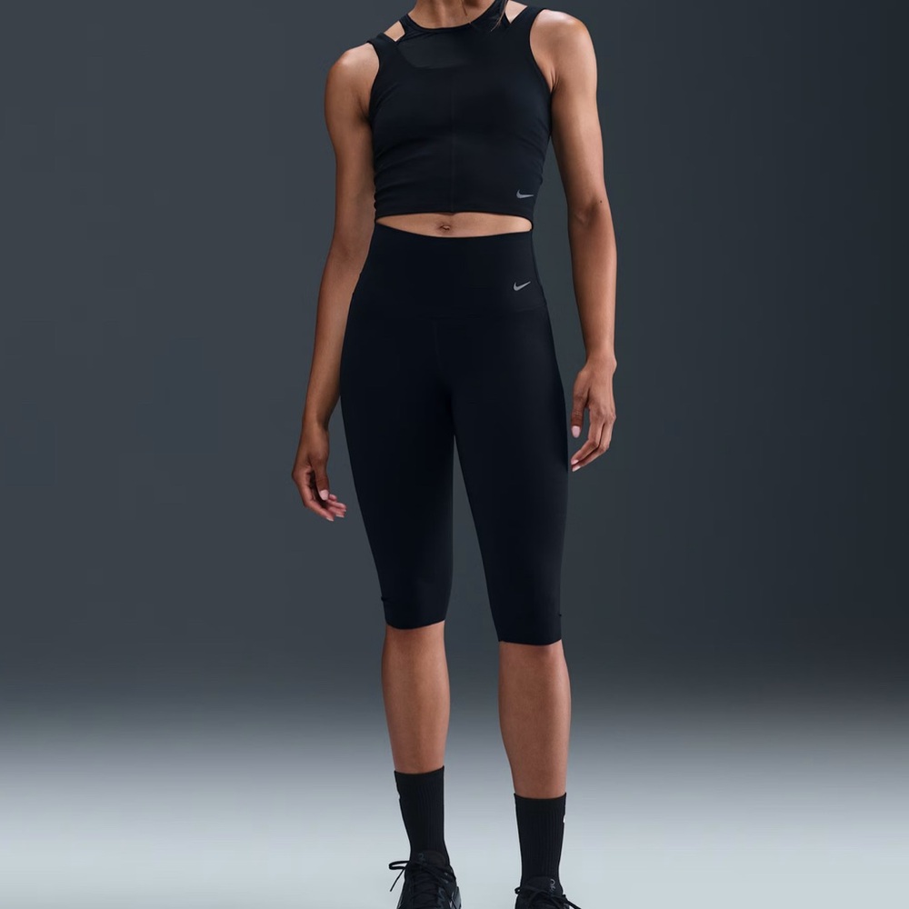 SALE‼️NikeFit Dry Women's Black size XS